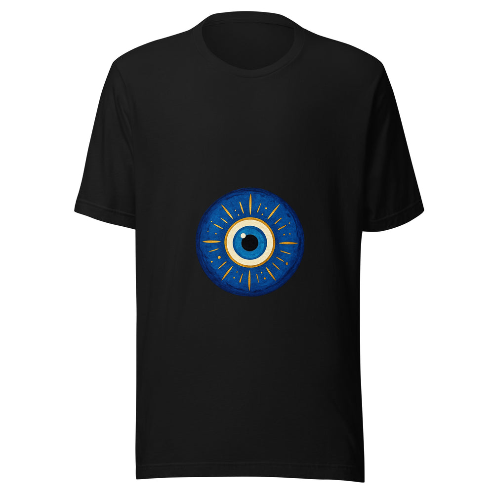 Maglietta unisex nera vista di fronte. Un occhio blu e crema occupa il centro di un disco, circondato da raggi e piccoli punti dorati. Mockup del capo completo.