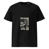 T-shirt regular organica nera vista di fronte, con Artemide arciera, stelle, luna, scritte color avorio e QR