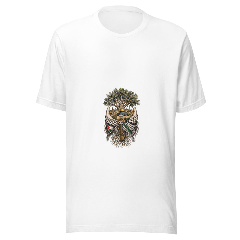 Maglietta unisex bianca vista di fronte. Due mani raccolgono una città sotto un albero carico di frutti; una kefiah annodata sostiene una grande chiave dorata. Mockup del capo completo.